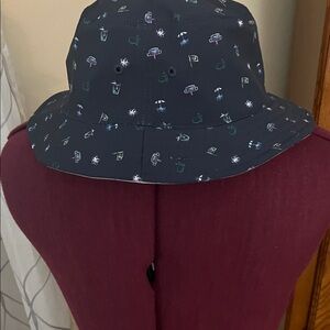 Masters Navy Kids / youth Bucket Hat with Playful Icons